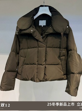 RREVANM芮范曼曼25冬HelloKitty短羽绒服RL90501204