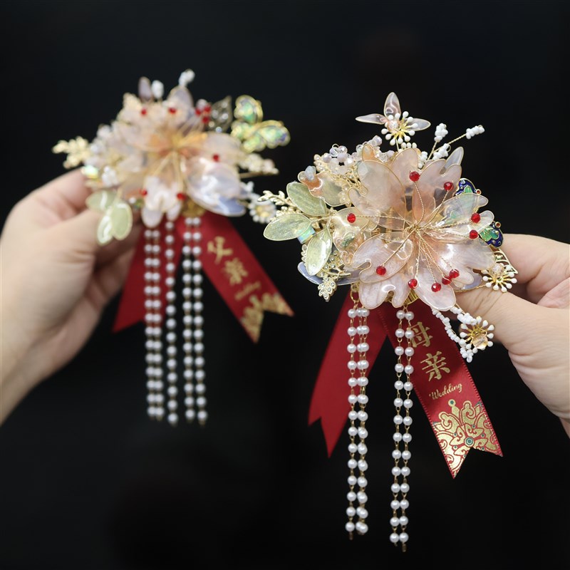 2025新款豪华版中式秀禾服专属胸花粉色新人婚礼胸花珍珠吊坠结婚