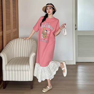 t恤裙夏2025新款 韩版 大码 长款 连衣裙 纸片人拼接绣花花边裙摆短袖