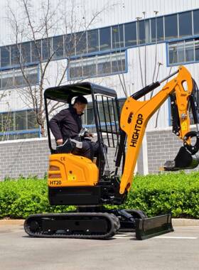 外贸出口HT20柴油小挖机 家用农用挖沟破碎挖掘机 市政工程挖土机