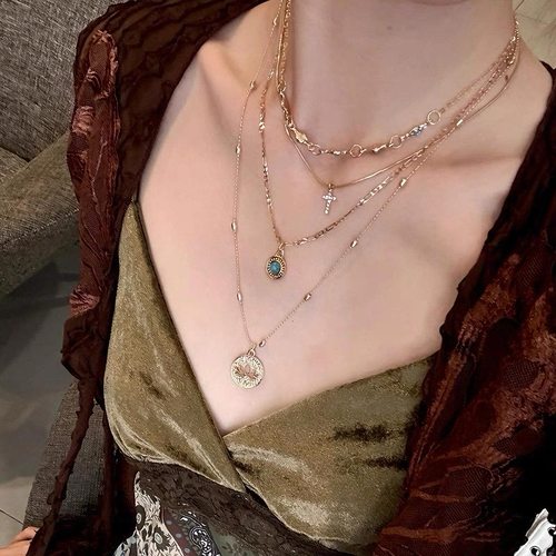 波西米亚十字项链女镂空花朵吊坠金色颈链复古多层叠戴锁骨链配饰