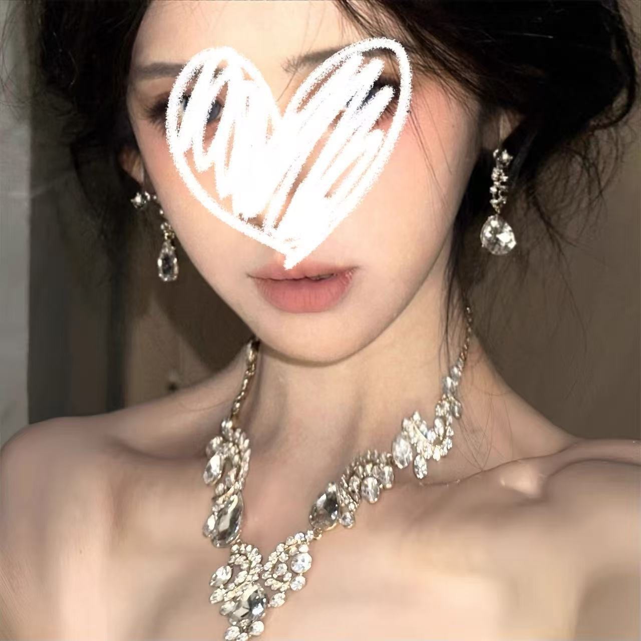 超闪水滴满钻流苏项链耳环套装女宫廷轻奢小众设计锁骨链脖子配饰