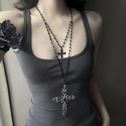暗黑哥特y2k重工双层十字架串珠项链女小众设计感朋克个性锁骨链
