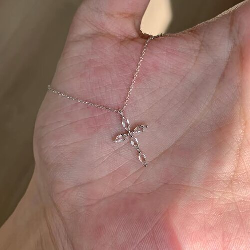 极简主义~银色清透感马眼钻十字架项链女小众设计时尚气质锁骨链