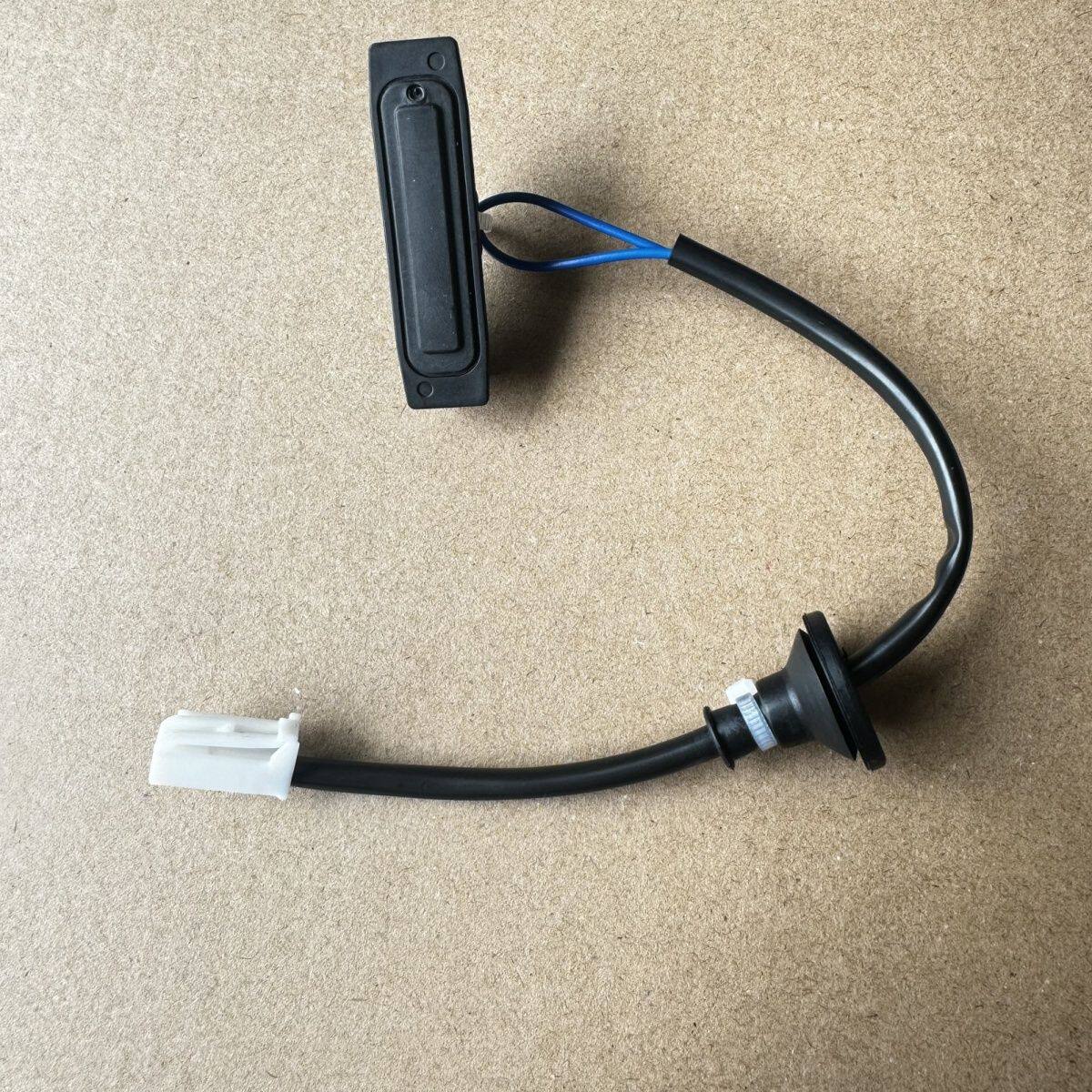 适配纳智捷U6后备箱开关按键行李优6后尾箱按钮尾门开关汽车配件