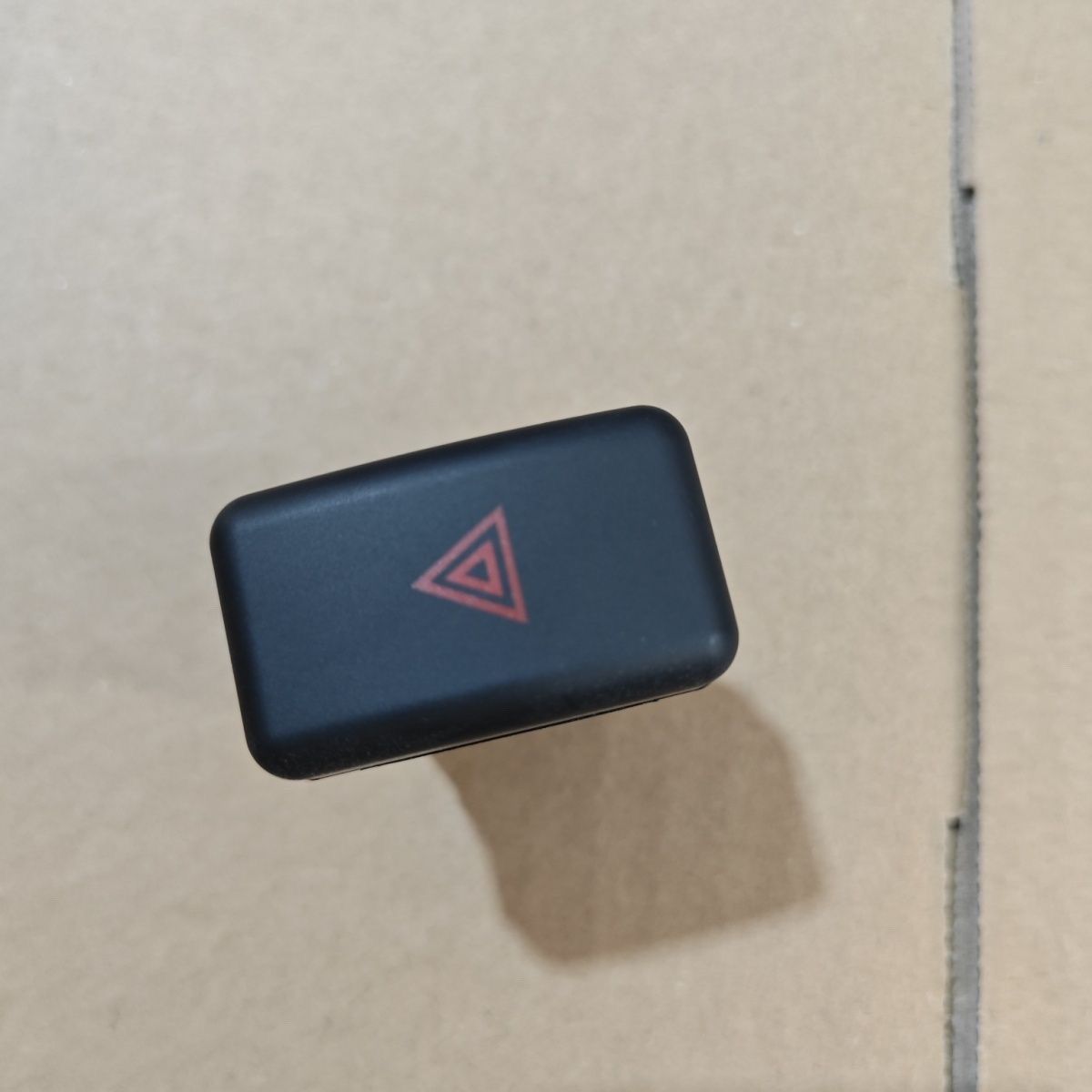 适用于东风御风EM26新能