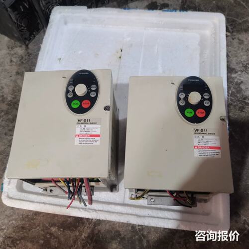 东芝2.2KW，VFS11-4022PL-WN（R5）件