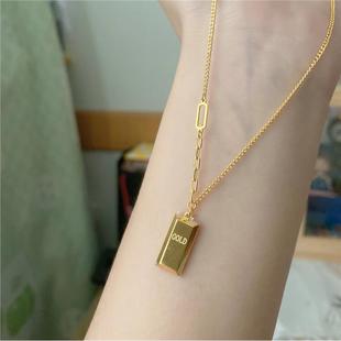 小金条钛钢项链女士不掉色高级感锁骨链轻奢小众颈链高级感毛衣链