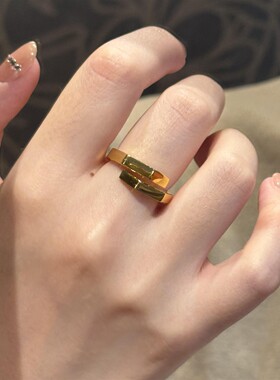 复古黄金色光面交叉重叠戒指女款