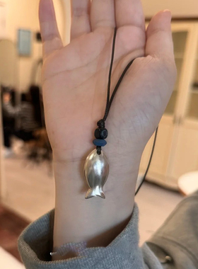 银色小鱼吊坠项链女韩系ins简约