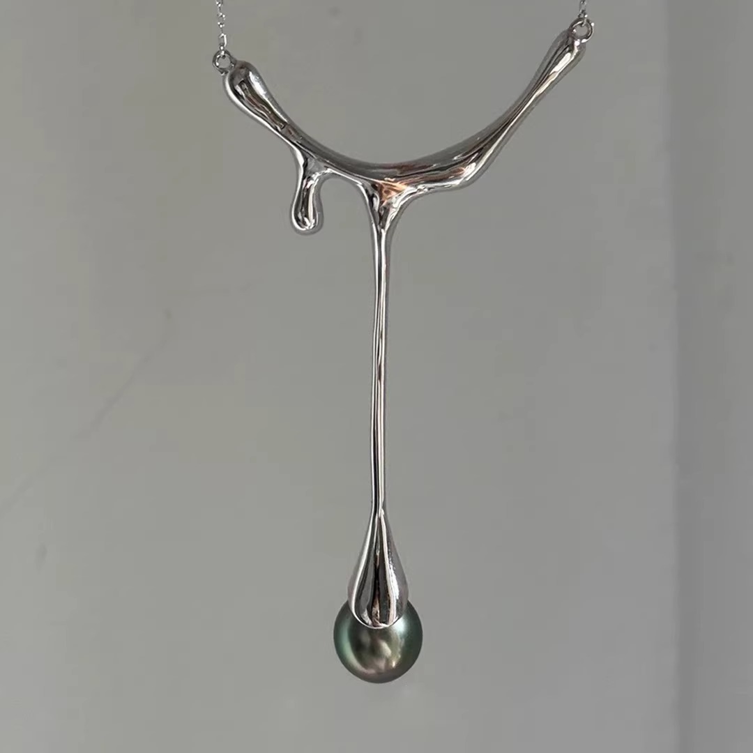 水滴仿珍珠流苏毛衣项链2025新款