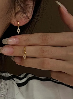 爆闪仿锆石菱形耳环女韩系复古耳扣耳钉百搭精致气质轻奢高级耳饰