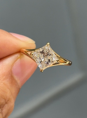 爆闪方糖仿锆石戒指女清冷感简约