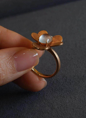 拉丝白月光金色花朵戒指女款小众