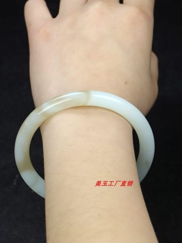 和田玉糖玉手镯圆条镯子