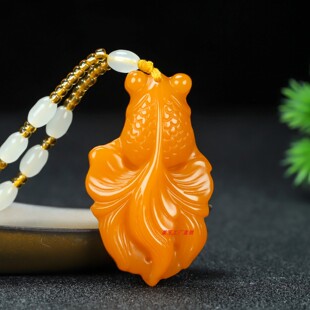 和田玉黄玉金鱼挂件黄龙玉金玉满堂吊坠男女款毛衣链