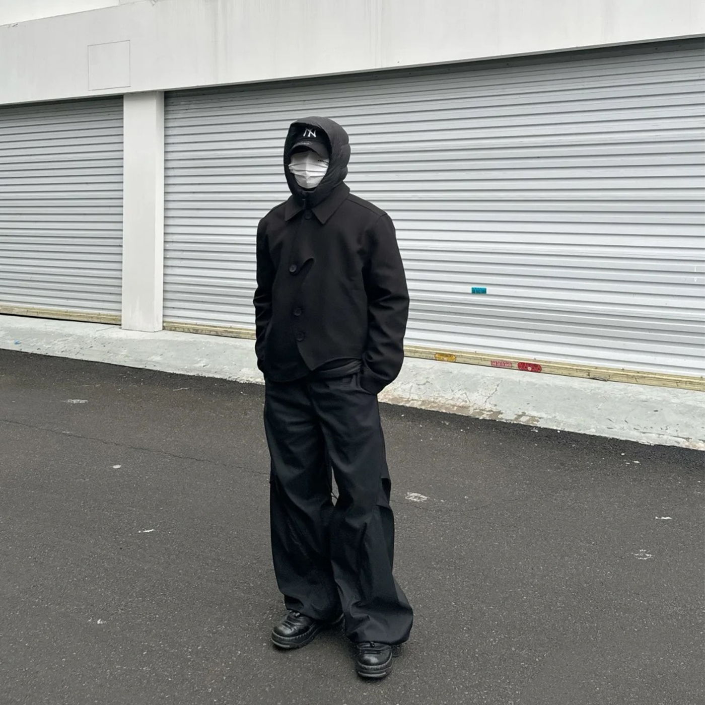 现货25SS小众风格不规则纽扣异形黑色潮流休闲夹克 春秋时尚外套