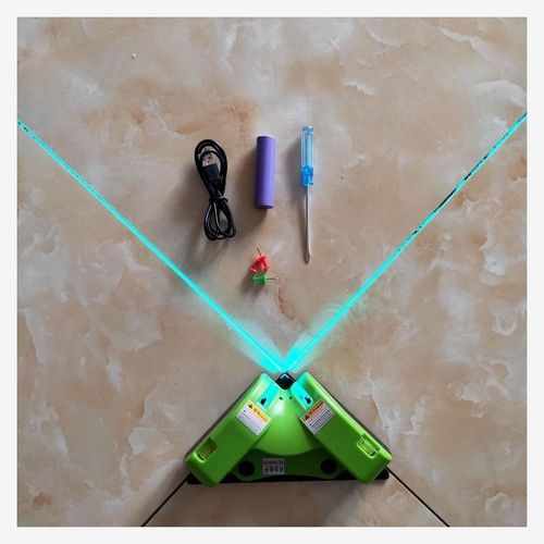 激光9地板窗帘裁布绿光线地直角尺打角尺铺0专用红外线水平仪线度