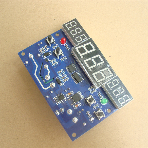 厂家直销智能数显温控器温度控制器 三窗口同步显示-40-300度