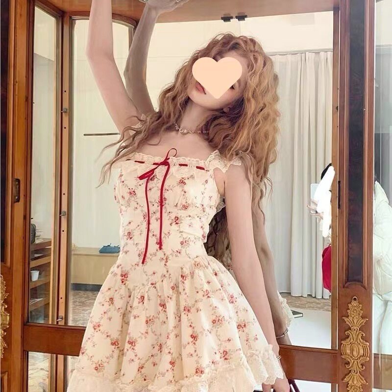 2026新款小个子法式碎花吊带连衣裙子夏季女装收腰蓬蓬裙短裙套装