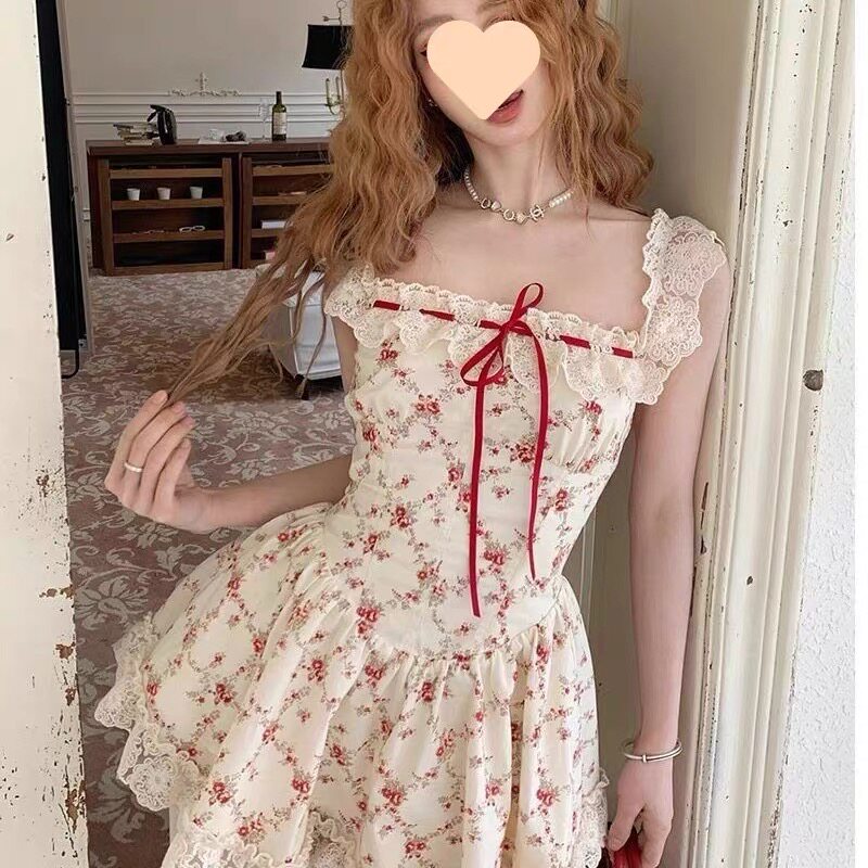 2026新款小个子法式碎花吊带连衣裙子夏季女装收腰蓬蓬裙短裙套装