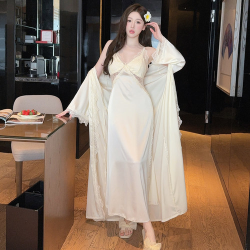 性感冰丝吊带长睡裙睡袍