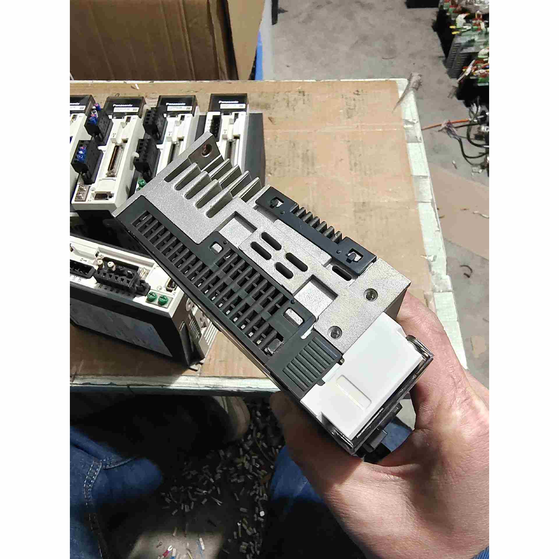 A5，伺服驱动器，MBDKT2510E，六台，成色新，不是实价