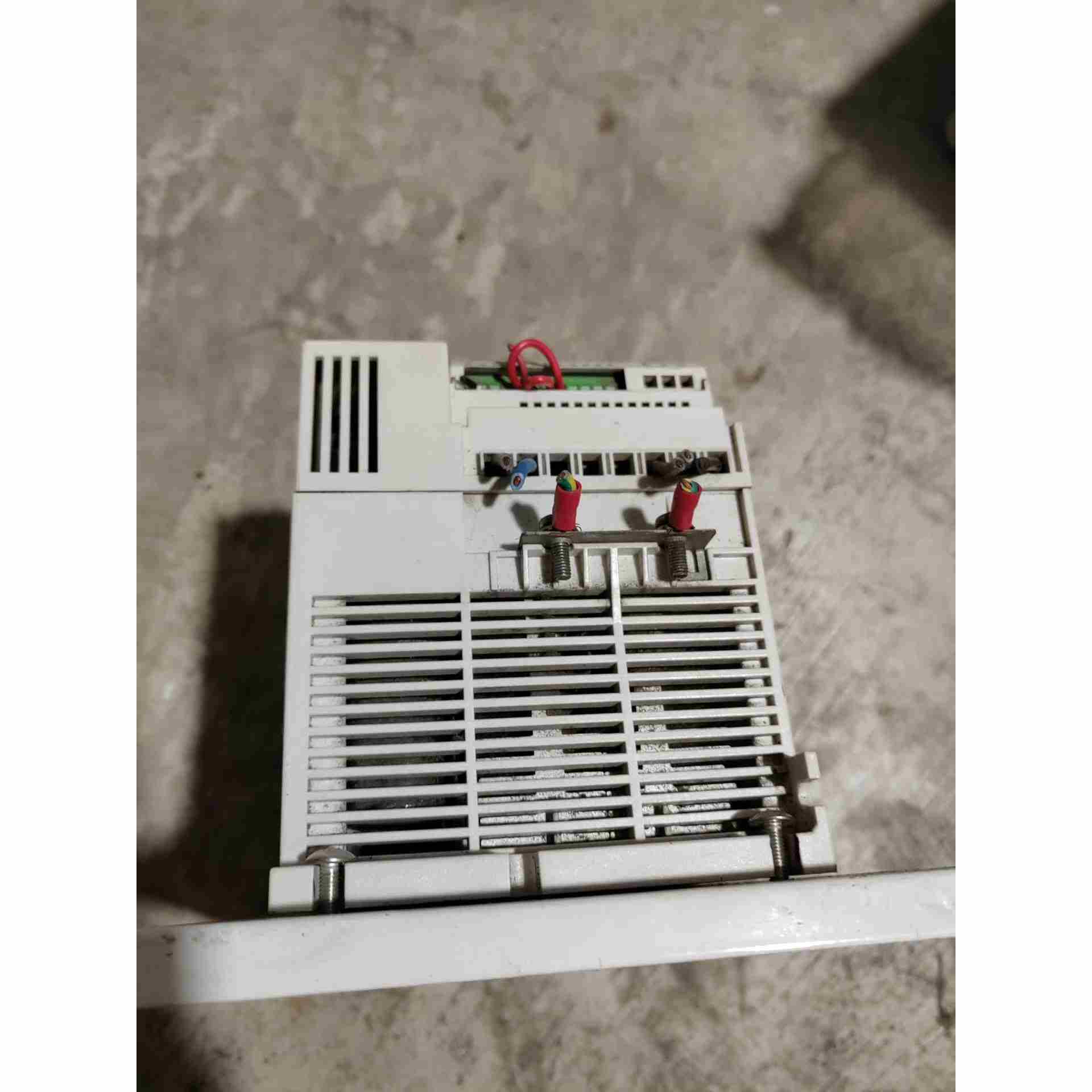 ABB变频器ACS150-01E-07A5-2 1.5KW，不是实价