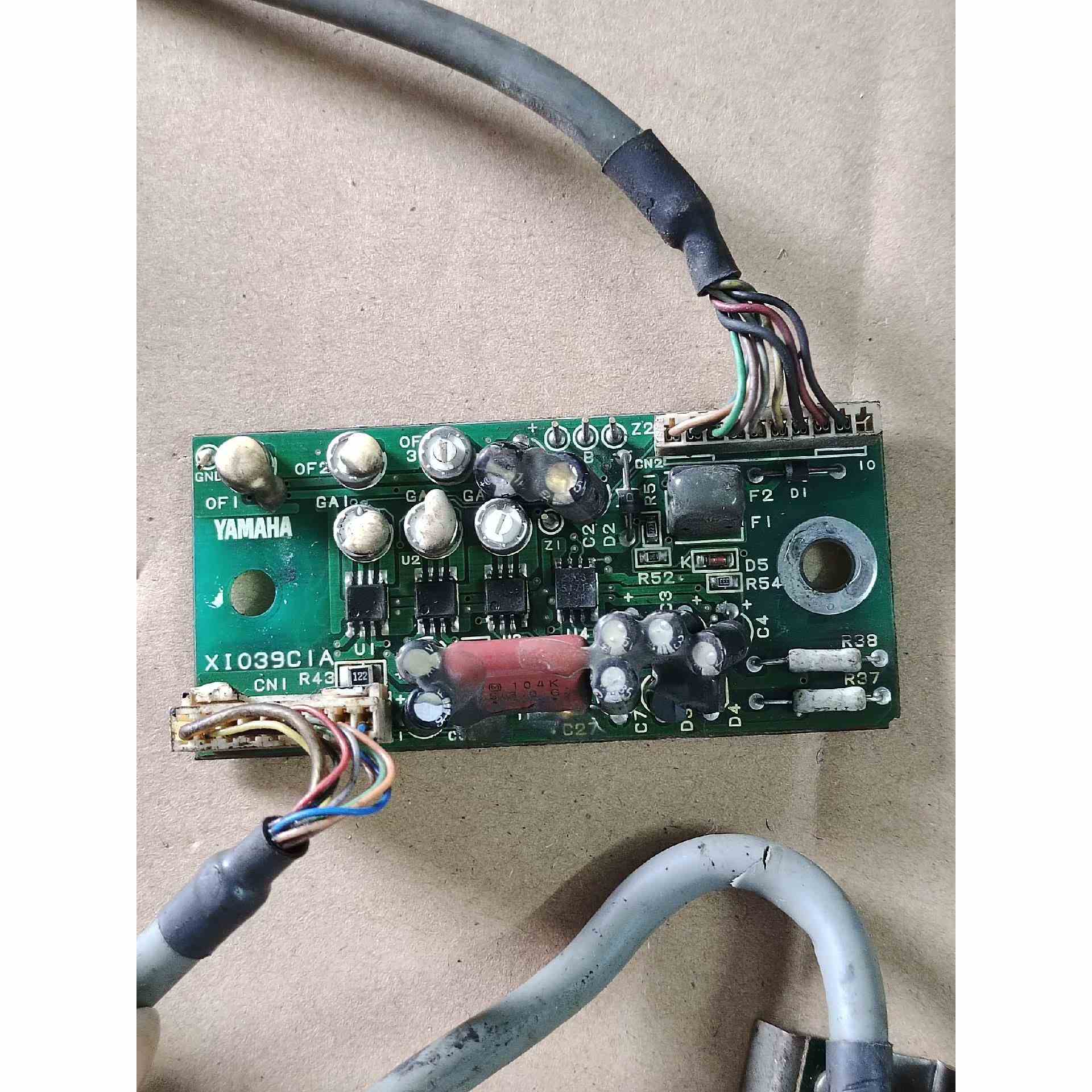 XI039C1A三菱主轴编码器一套，师傅说坏了，当配件处理，不是实价
