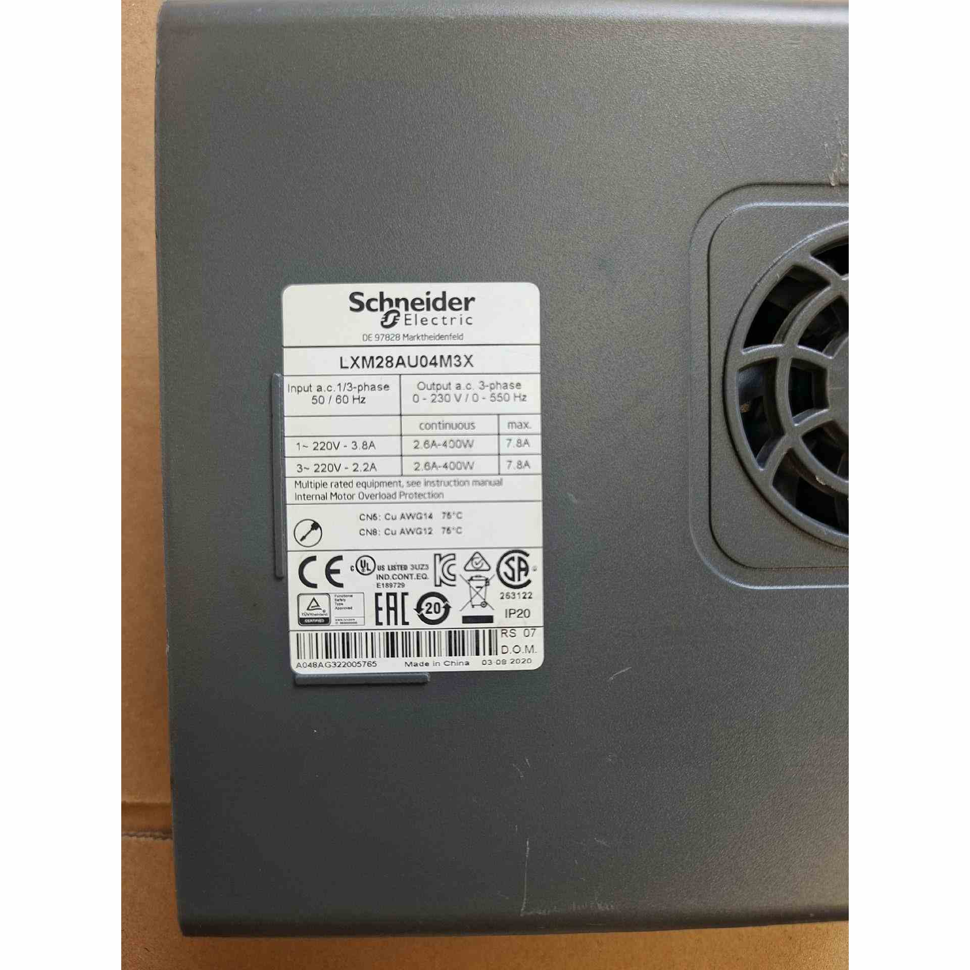 施耐德驱动器 LXM28AU04M3X 400W，不是实价