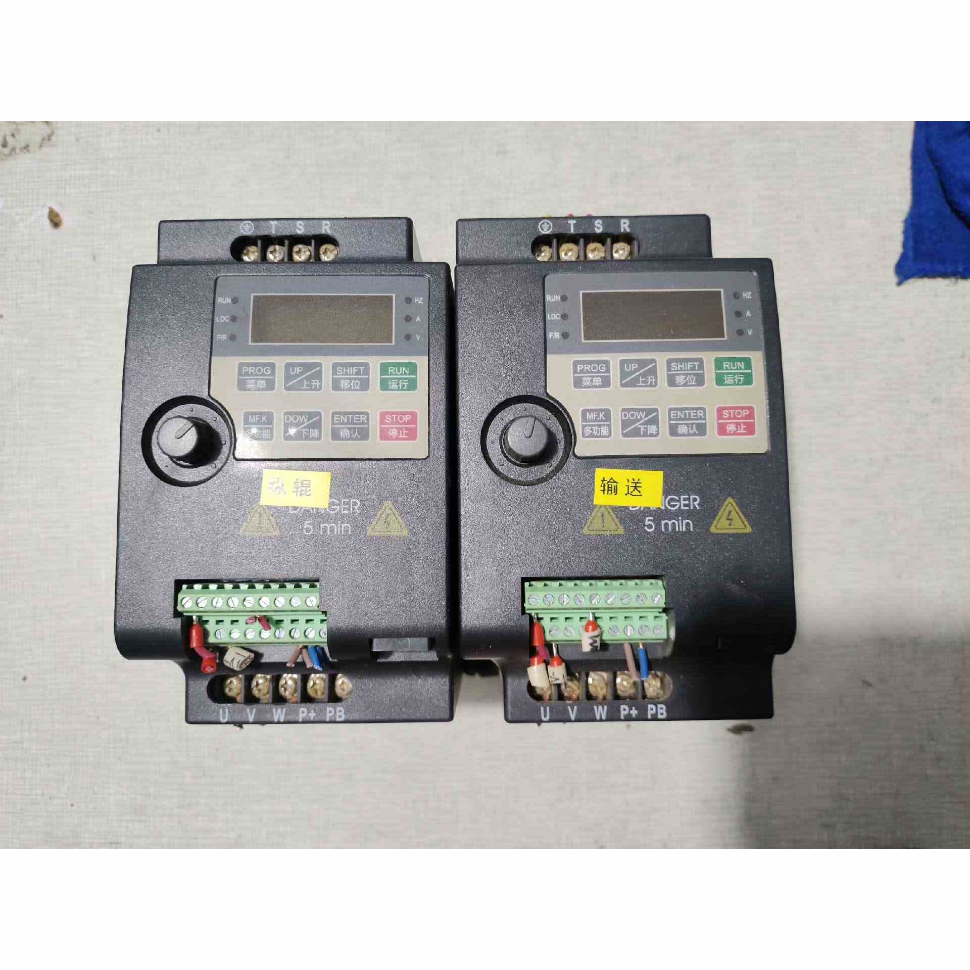 中泰威变频器，LC600A-2R2G/4P，两台，原装拆，不是实价