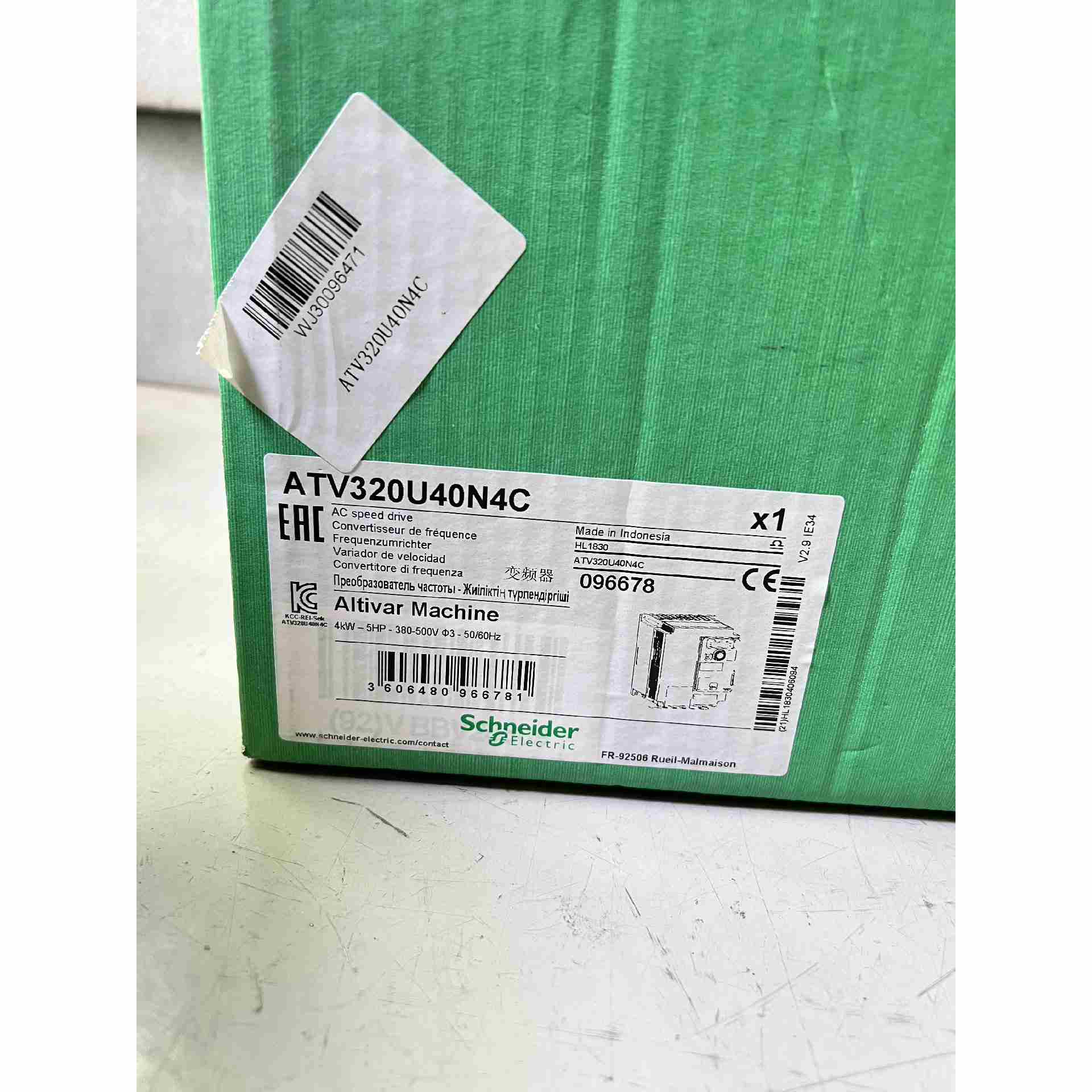 ATV320U40N4C 带包装施耐德变频器，不是实价