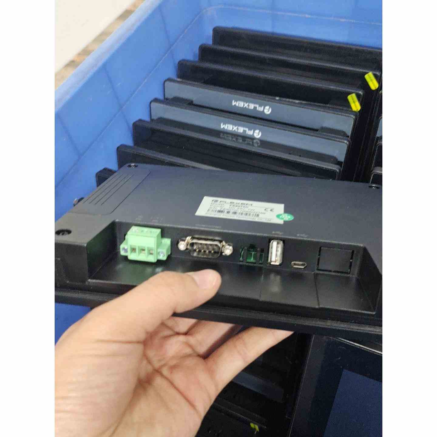 繁易触摸屏7寸 FE6070C 成色9成新 上面的保护，非实价