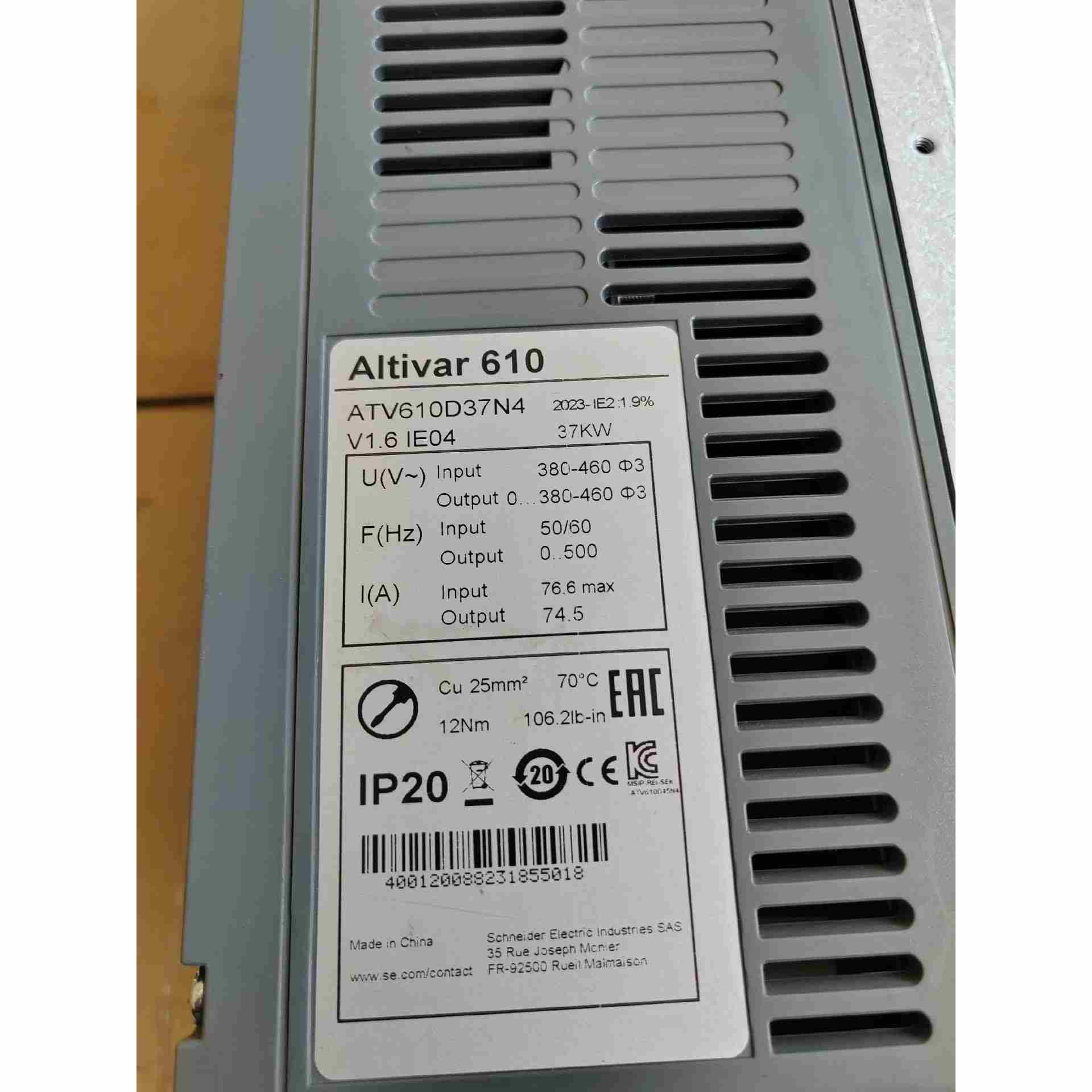 施耐德变频器37KW，ATV610D37N4，23年出厂机器，不是实价
