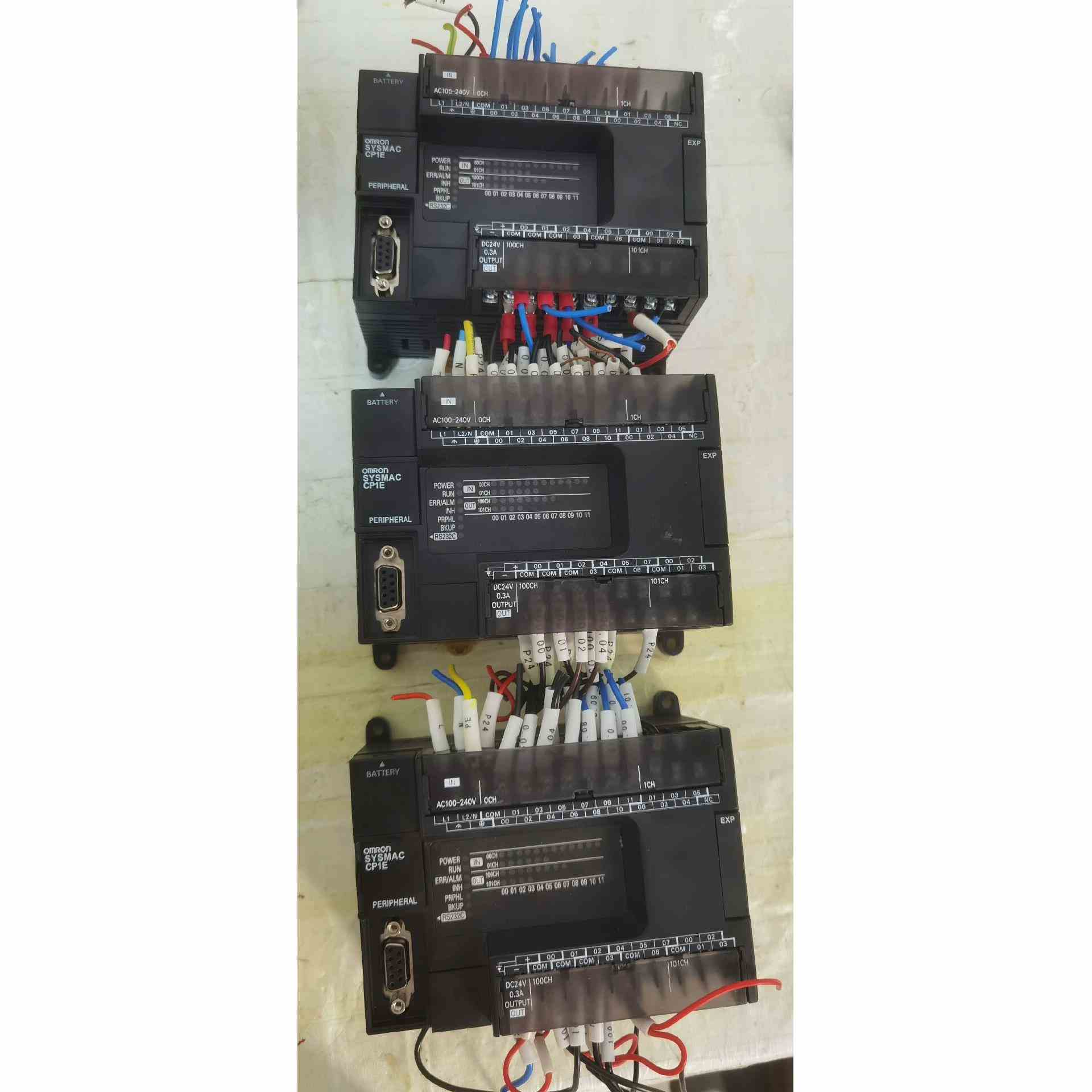 OMRONPLC CPIE-N30SDR-A 3个，，非实价