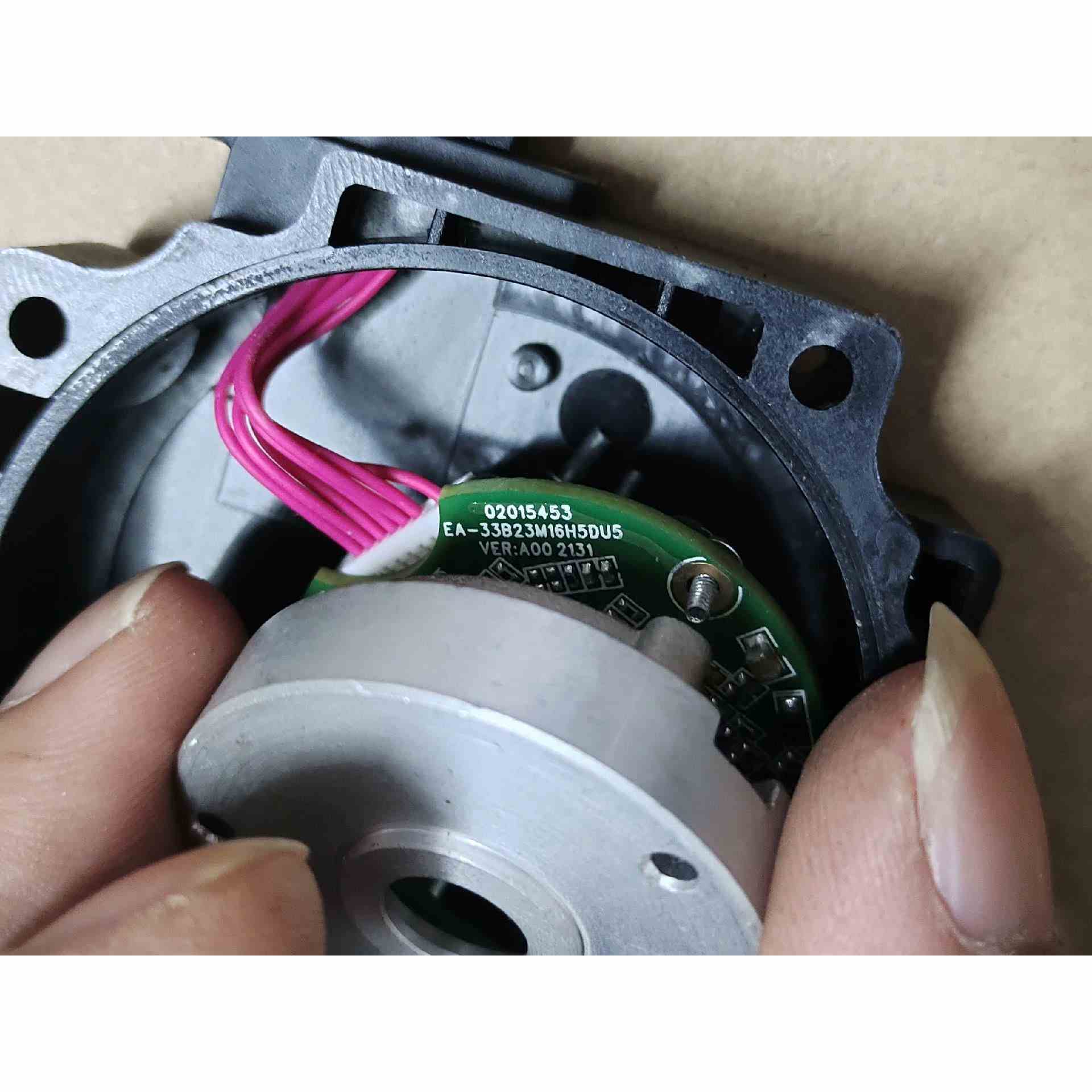 汇川编码器EA-33B23M16H5DU5,码盘内径8mm,,不是实价
