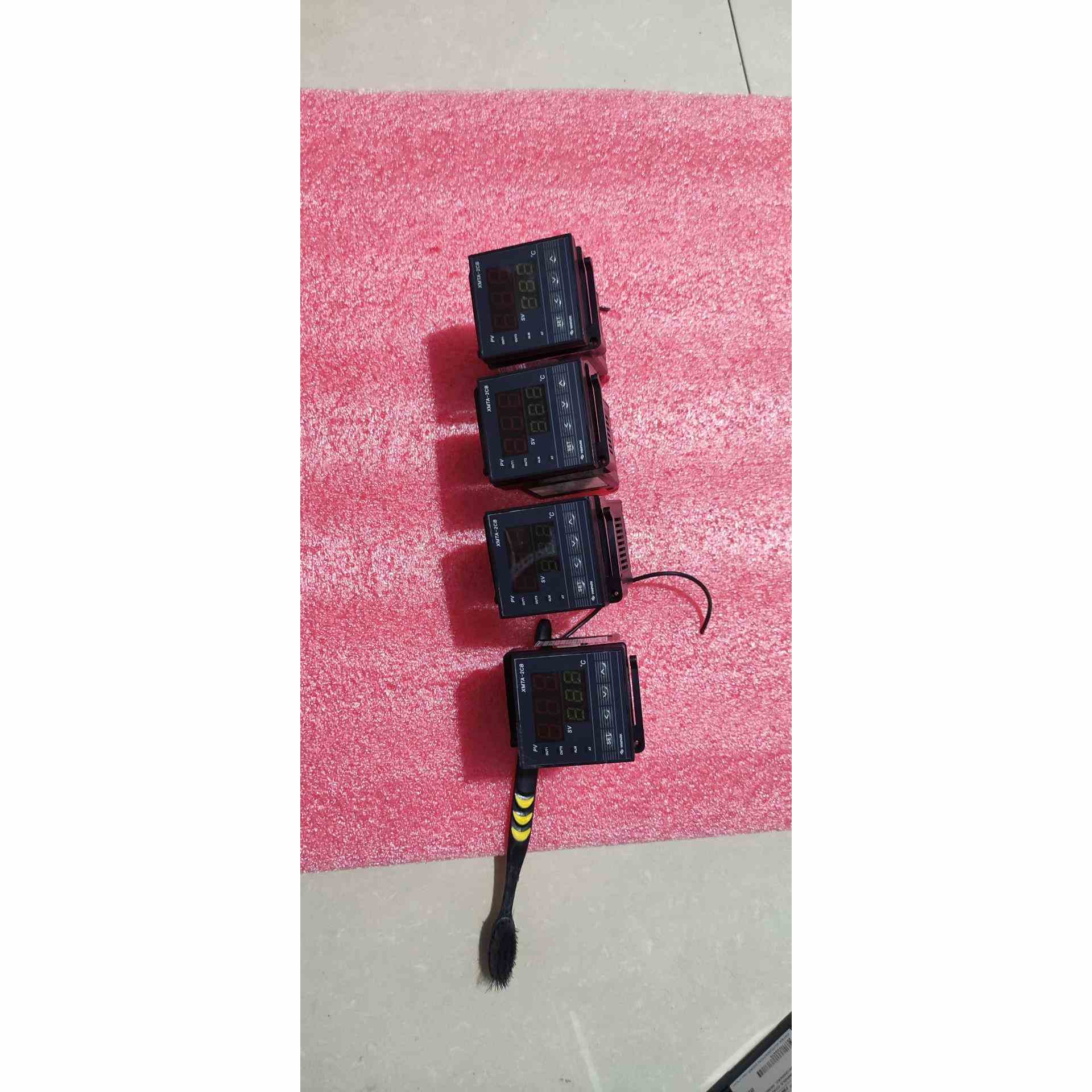 拆机XMTS-2CB 温控表 功能包好,不是实价