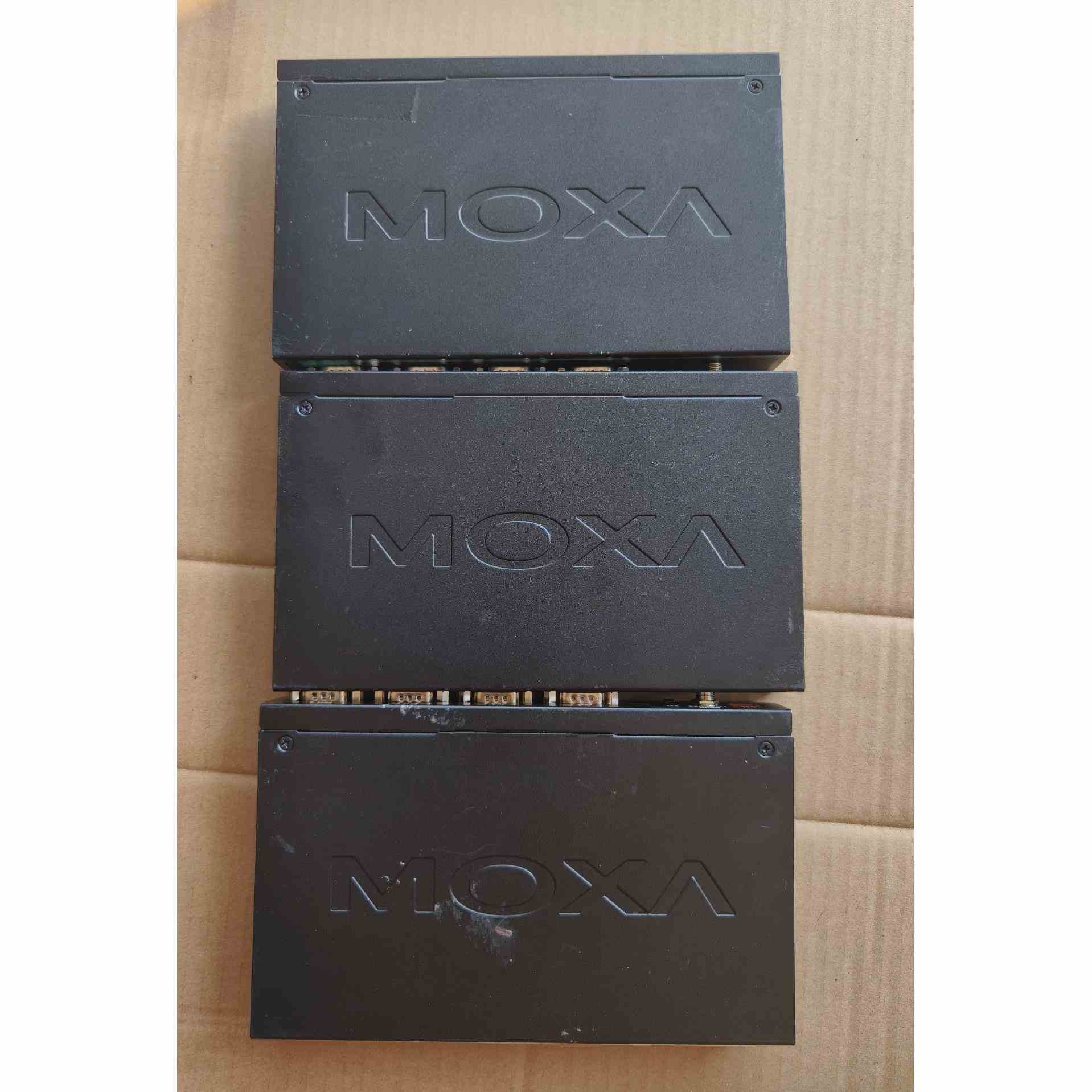 摩莎 MOXA UPORT1410 USB转4口RS232，不是实价