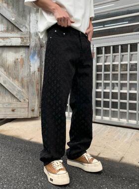 新款潮牌宽松直筒纯黑色水洗牛仔裤男高级感提花百搭男士痞帅休闲