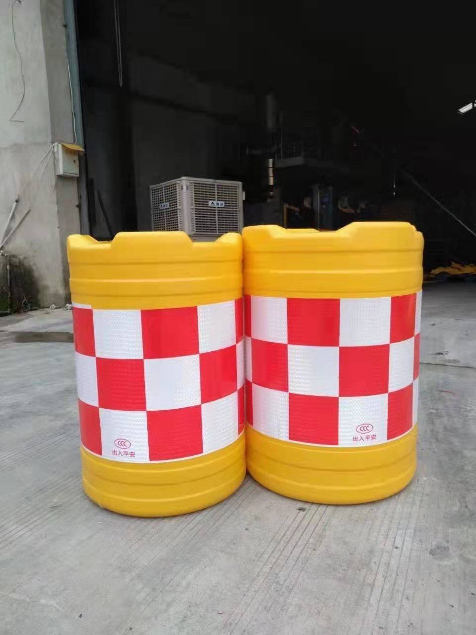 注水围挡三孔水马新料 道路施工分流围栏塑料隔离墩 圆柱型防撞桶