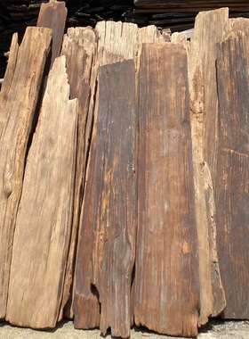 复古老旧木瓦片铁杉木旧门头木板户外木瓦片风化餐饮民宿屋檐装饰