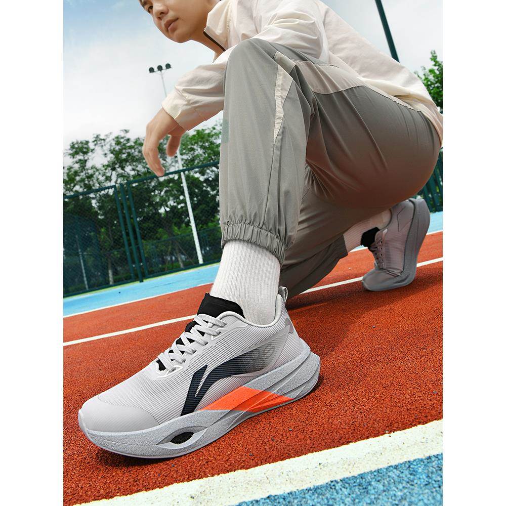 追风Pro跑步鞋2025冬季超轻减震耐磨防滑青少年专业竞速运动跑鞋