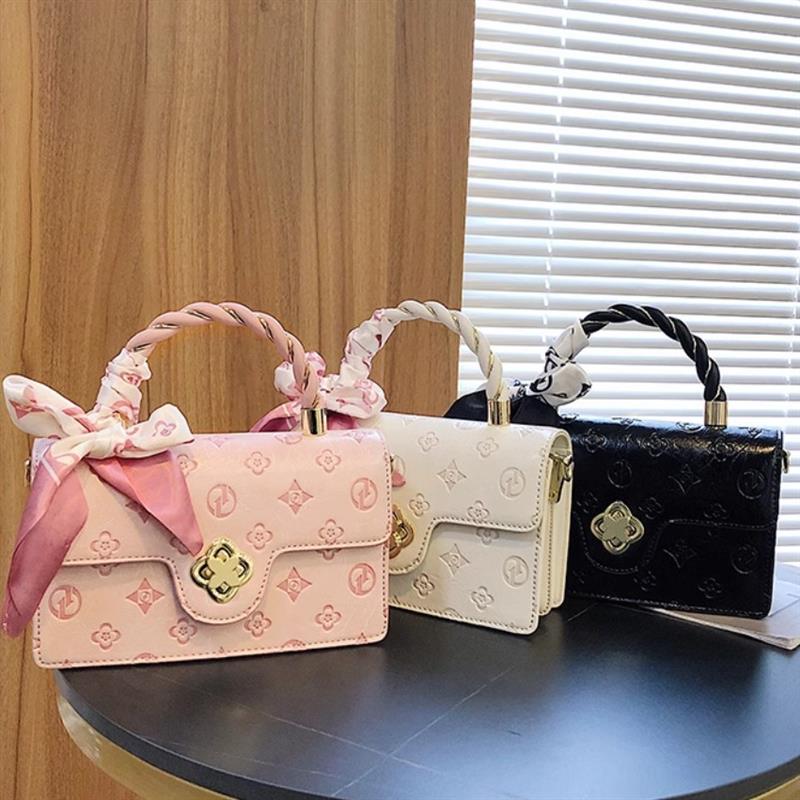 山茶花小包包女生日礼物2025新款夏高级感小众手提小方包斜挎包