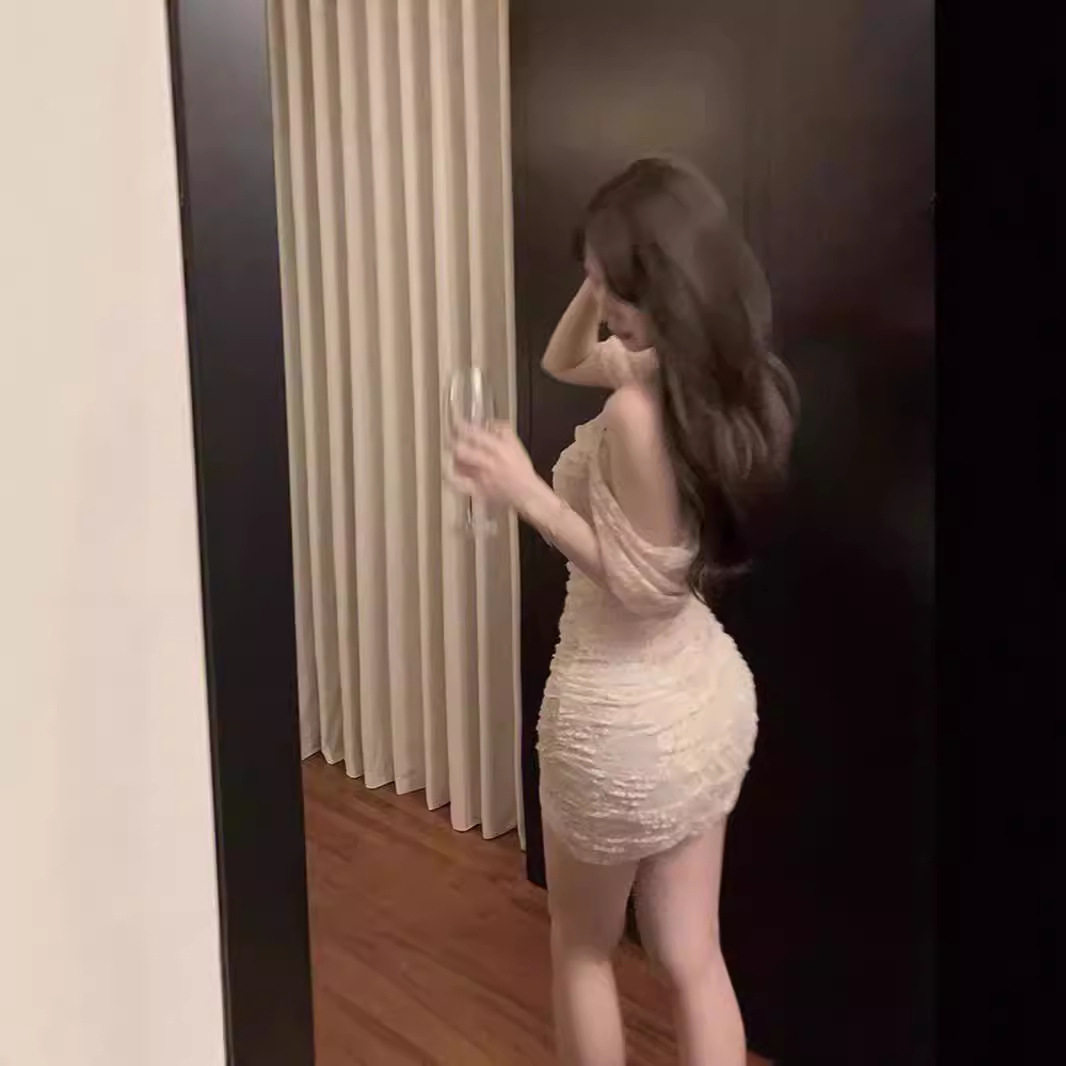 纯欲性感甜美辣妹蕾丝一字肩