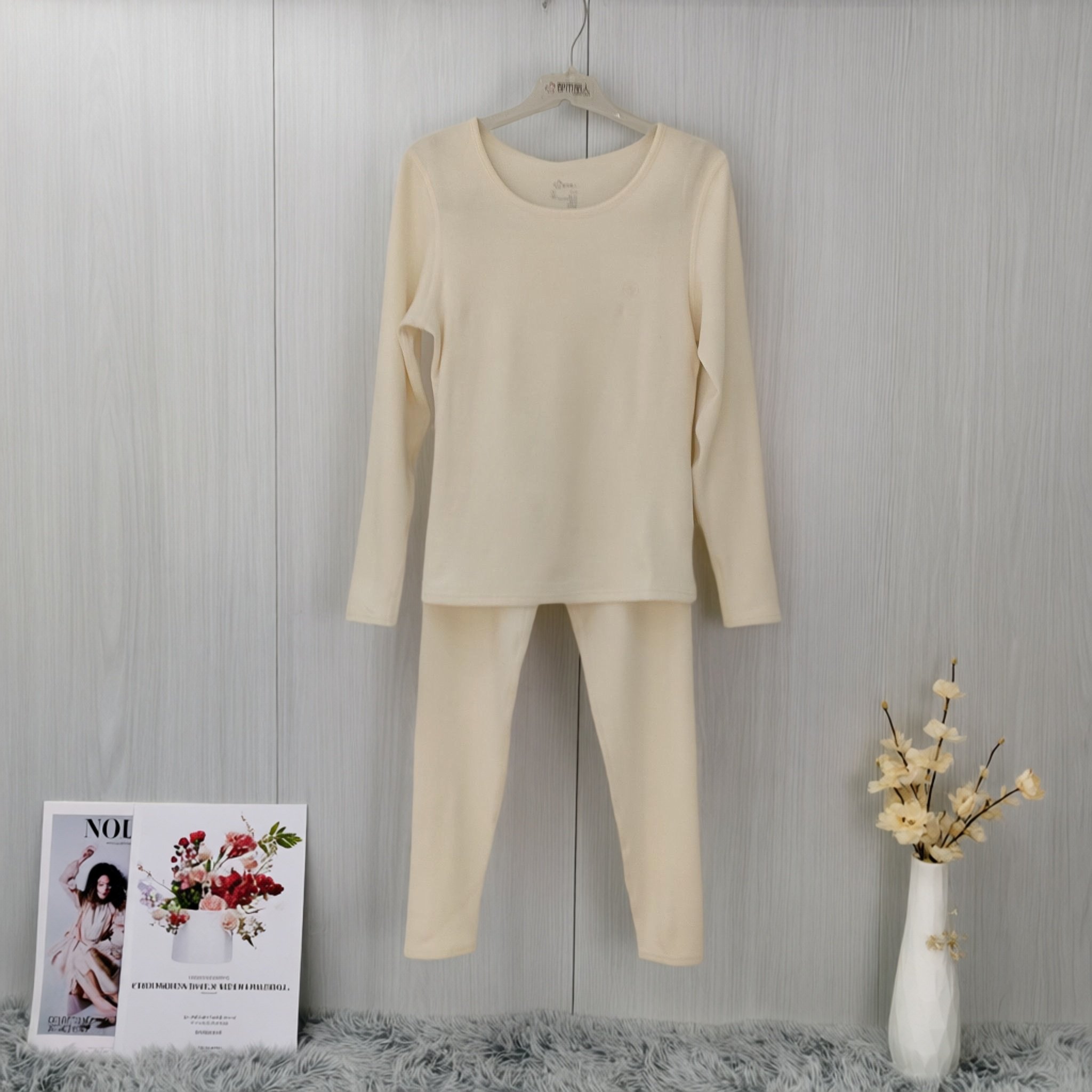 都市丽人女士羽绒保暖套装