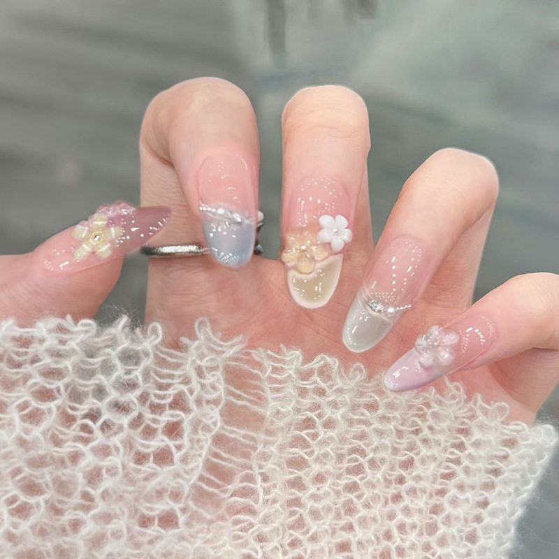 手工穿戴甲【朝花夕拾】花朵装饰渐变美甲贴片可拆卸显白假指甲