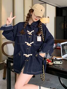 胖mm牛角扣牛仔衬衫外套女秋大码300斤宽松显瘦复古减龄开衫上衣