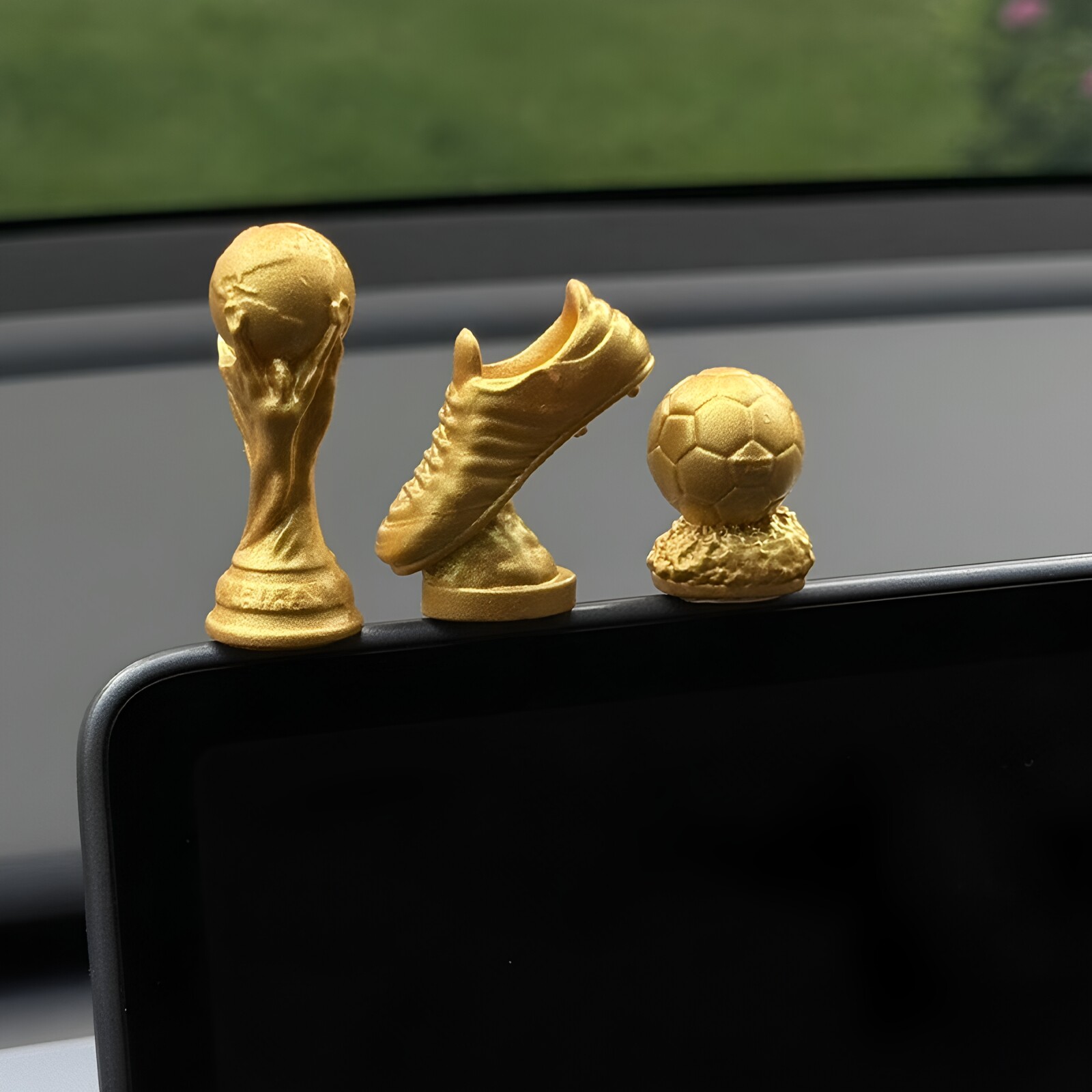 世界杯仿真大力神杯金球奖金靴奖车载摆件汽车中控台显示屏装饰品