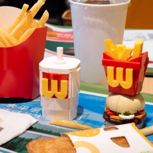 积木摆件NO 高砖xMOCers合作砖区快餐三件套装 HZZQ202518 新品