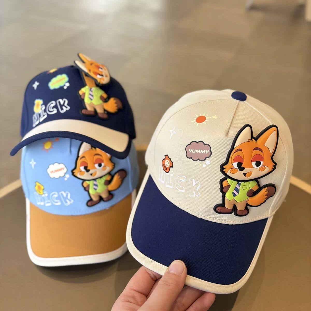 摇头狐狸儿童春秋款棒球帽宝宝